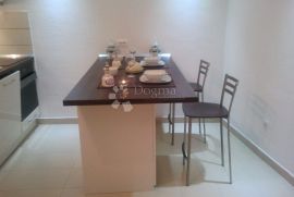 Studio apartman u Milni 30m2, Milna, شقة