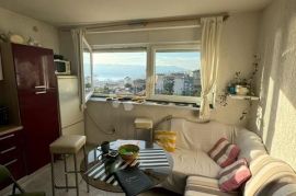 Prostran stan sa predivnim pogledom na Kvarnerski zaljev, Rijeka, Apartamento