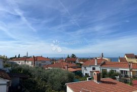 ROVINJ, GRAĐEVINSKA PARCELA OD 820 m2 U CENTRU, Rovinj, House