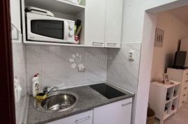 CRNICA - Prekrasna kuća s dva apartmana, Šibenik, بيت