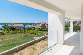 Luksuzni stan s dvije terase i prekrasnim pogledom na more, Barbat - Otok Rab, Rab, Appartement