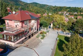 EKSKLUZIVNA VILA U PODNOŽJU MEDVEDNICE - LUKSUZ I KOMFOR NA 550m2, Zagreb, Haus