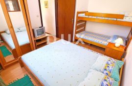 ISTRA, FAŽANA - Etaža kuće s 4 apartmana i vrtom - 500 m OD MORA!!, Fažana, Appartement