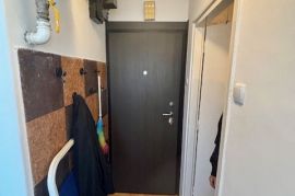 STAN SA  VELIKOM SOBOM U BLIZINI TREŠNJEVAČKOG PLACA, Zagreb, Appartement