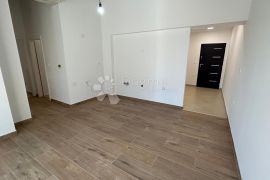 STAN 2 SPAVAĆE I 2 KUPAONICE 63.53m2 - Pula, Pula, Appartamento