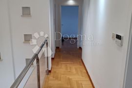 Jedinstveni stan Srebrnjak, Zagreb, Apartamento