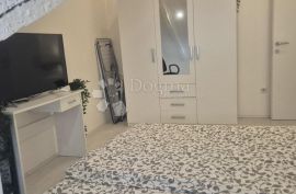 Dva apartmana u strogom centru, Rijeka, Kвартира