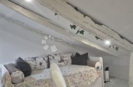 Dva apartmana u strogom centru, Rijeka, Kвартира