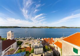 Dragulj u srcu stare jezgre Šibenika!!, Šibenik, House