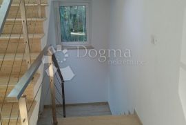 Moderna kuća, 3 stambene jedinice, Borik - Zadar, Zadar, Haus