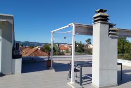 Moderna kuća, 3 stambene jedinice, Borik - Zadar, Zadar, Haus