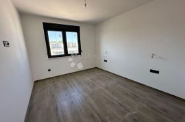 Luksuzni apartman na moru, Vir, Appartment