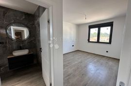 Luksuzni apartman na moru, Vir, Appartment