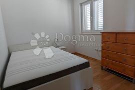 Trosoban stan s pogledom na more, Makarska, Appartment