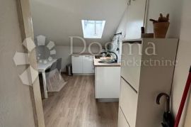 Zanimljiv stan u centru samo u Dogmi, Rijeka, Appartment