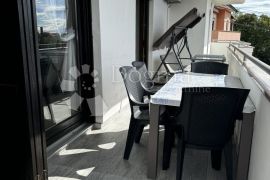 Srdoči, 2S+DB, balkon, terasa, 2x parking mjesto, Rijeka, Appartment