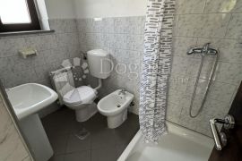 Srdoči, 2S+DB, balkon, terasa, 2x parking mjesto, Rijeka, Appartment