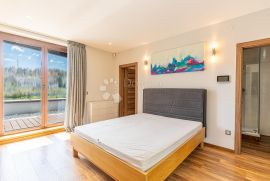 ZAGREB VILLA 440m2 koja ostavlja bez daha, Zagreb, Дом