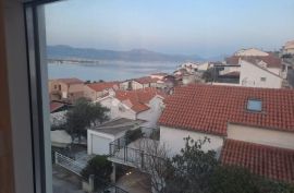 JEDINSTVENA PRILIKA!!, Trogir - Okolica, شقة