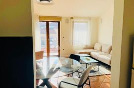 POREČ STAN 63,27m2 STROGI CENTAR,PRODAJA!, Poreč, Appartement