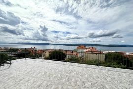 PRILIKA!! Apartman sa prekrasnim pogledom na more, Crikvenica, Appartment