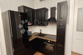 Novonamješten 2S+DB, Centar-najam, Rijeka, Appartment