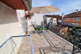 Stan 122m2 Rovinj- blizina plaže Kuvi, Rovinj, Appartement