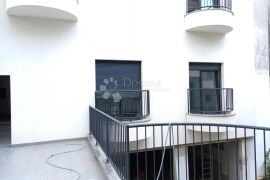 Crikvenica, lokal pripremljen za restoran, središte grada, Crikvenica, Commercial property