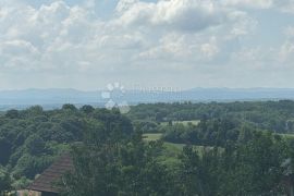 GRAĐEVINSKO ZEMLJIŠTE VUKANOVEC S POGLEDOM, Gornji Mihaljevec, Tierra