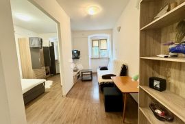 DUGOROČNI NAJAM NEDALEKO CENTRA GRADA, Rijeka, Appartement