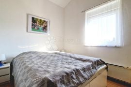 Apartman s terasom -blizu mora- u Vinkuranu, Medulin, Stan