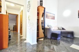 Apartman s terasom -blizu mora- u Vinkuranu, Medulin, Appartement