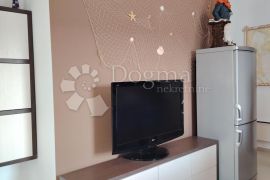 PANORAMSKI POGLED NA MORE IZ PRVOG REDA, Dobrinj, Apartamento