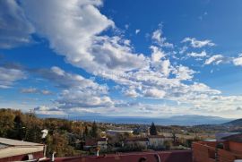 Stambeno-poslovna zgrada Jušići, Matulji, Appartment