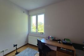 Zagreb, Šestine, dva stana, terasa, vrt, garaža,vpm, Zagreb, Appartment