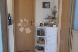 Srdoči - dvosobni sa dnevnim  i garažom, Rijeka, Flat