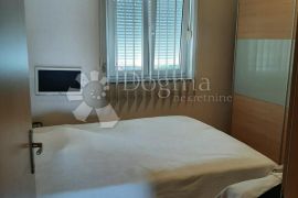 Srdoči dvosoban stan, Rijeka, Apartamento