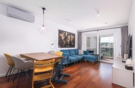 Trogir  komforan dvosoban južne orijentacije -73m2, Trogir, Apartamento