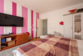 TURNIĆ 2SKL 55m2, Rijeka, Appartement