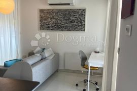 RIJETKOST!! NJIVICE NOVOGRADNJA 300M OD MORA, Omišalj, Flat