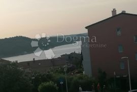 MALI LOŠINJ -APARTMAN 1 KAT - NAMJEŠTENO, Mali Lošinj, Διαμέρισμα