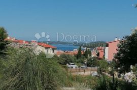 MALI LOŠINJ -APARTMAN 1 KAT - NAMJEŠTENO, Mali Lošinj, Kвартира