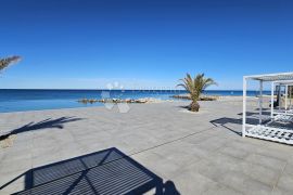 EKSKLUZIVNO SAMO U DOGMI-stan 400m od plaže, Novigrad, Wohnung