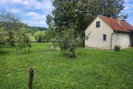 Kuća sa pomoćnim objektom i 7.438m² okućnice 4 min od Krapinskih Toplica!, Krapinske Toplice, Дом