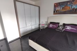 PROSTRAN penthouse 144m2 U SVETOJ KLARI- s terasama i 2 parkirna mjesta!!!, Zagreb, Flat