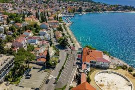 Selce, poslovni prostor uz šetnicu, Crikvenica, العقارات التجارية