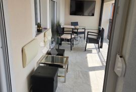 PENTHOUSE Dramalj 500m od mora, Crikvenica, Appartamento