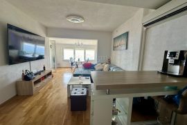 PENTHOUSE Dramalj 500m od mora, Crikvenica, Appartamento