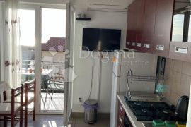 Samostojeća Villa s 9 apartmana - Nemira !!!, Omiš, Casa