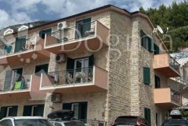 Samostojeća Villa s 9 apartmana - Nemira !!!, Omiš, Casa